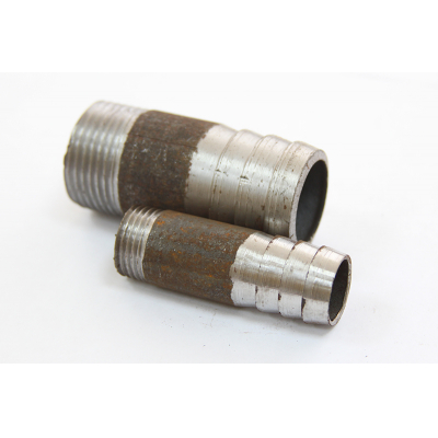 Штуцер  д15 с нар резьбой черный  к514362ф